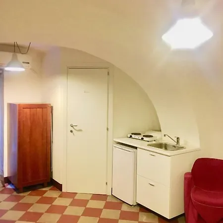 Black And White Appartement Bari